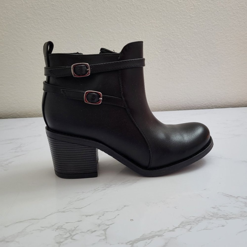 Andrea Confort - Black Ankle Boots